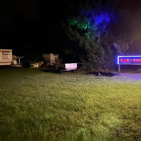 Mobilheim Am Wald Appartement Bernau bei Berlin Buitenkant foto